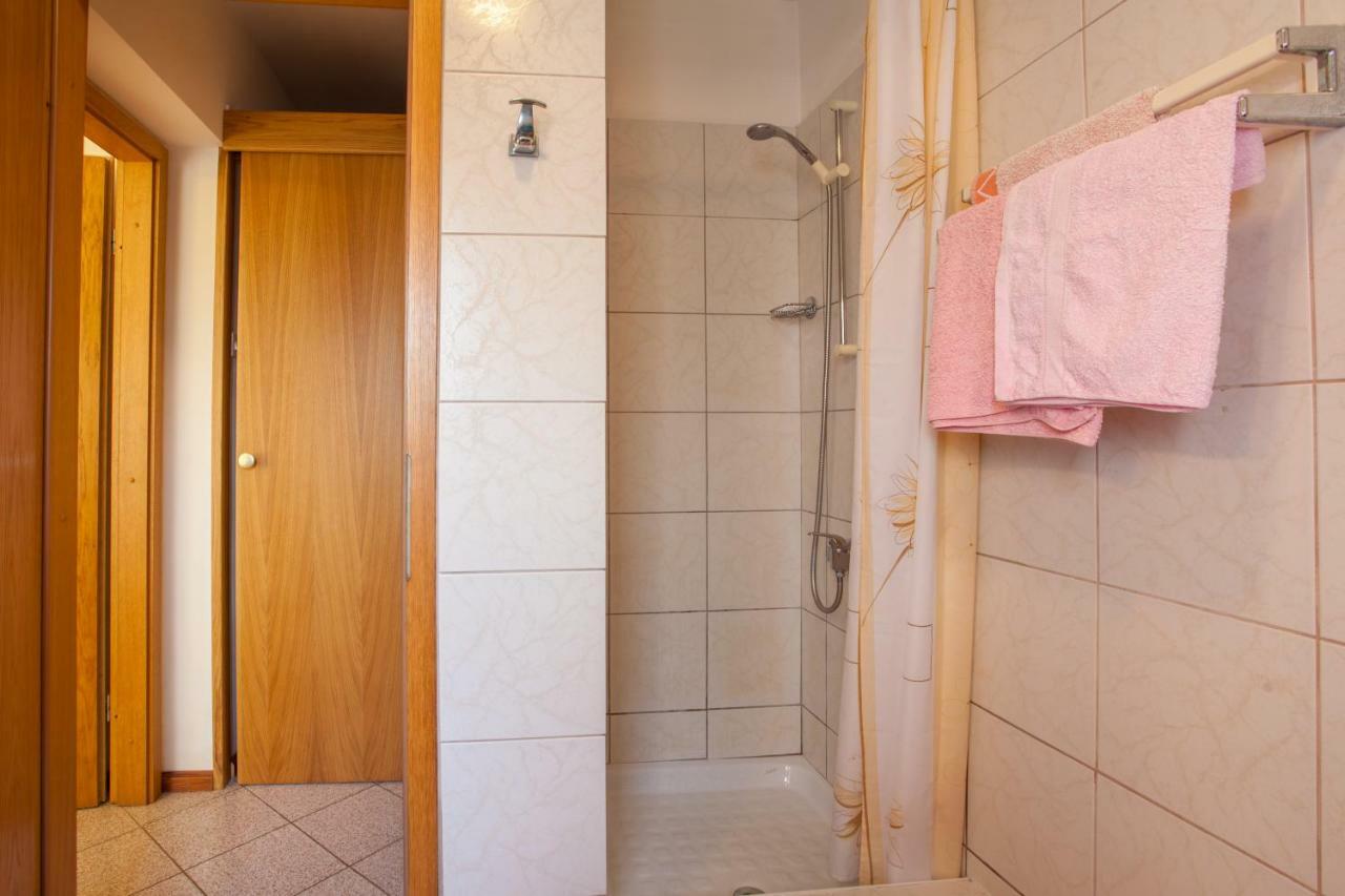Rooms Ester Cres Exterior foto