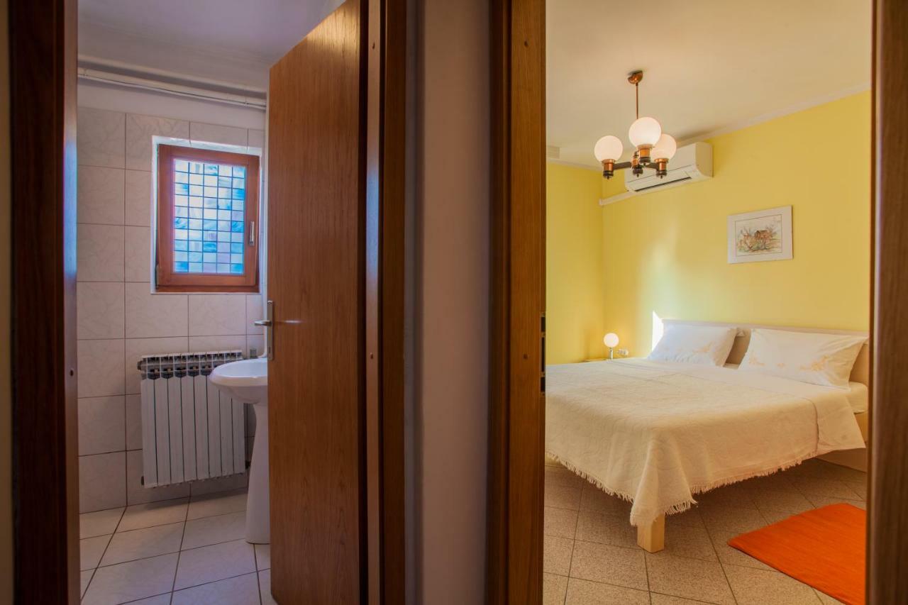 Rooms Ester Cres Exterior foto