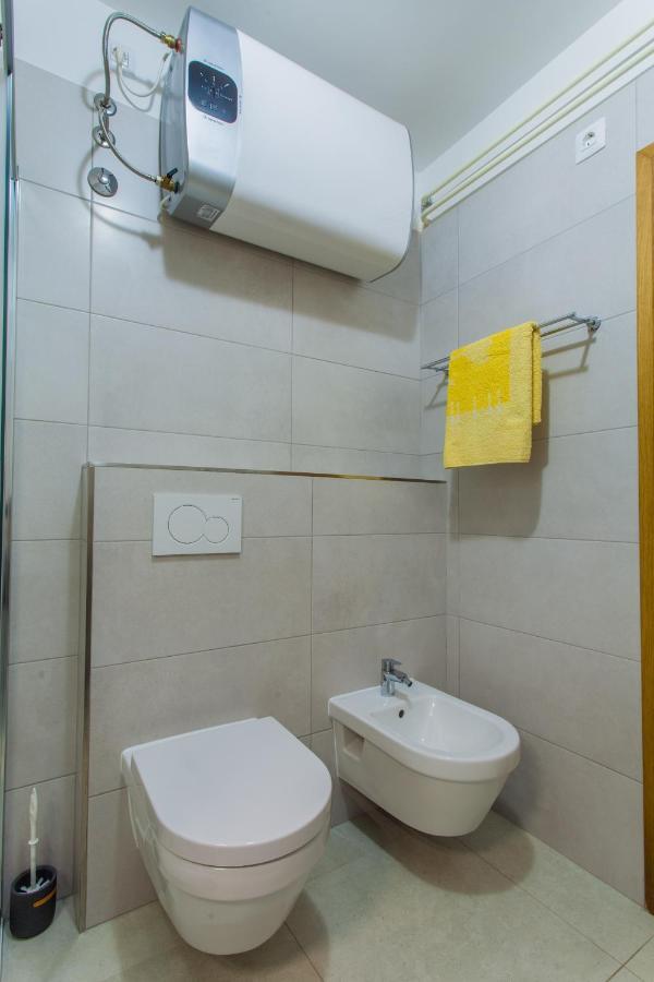Rooms Ester Cres Exterior foto